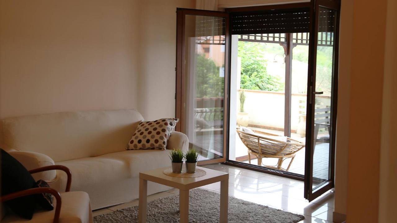 Ferienwohnung Soada Cappelle sul Tavo Exterior foto