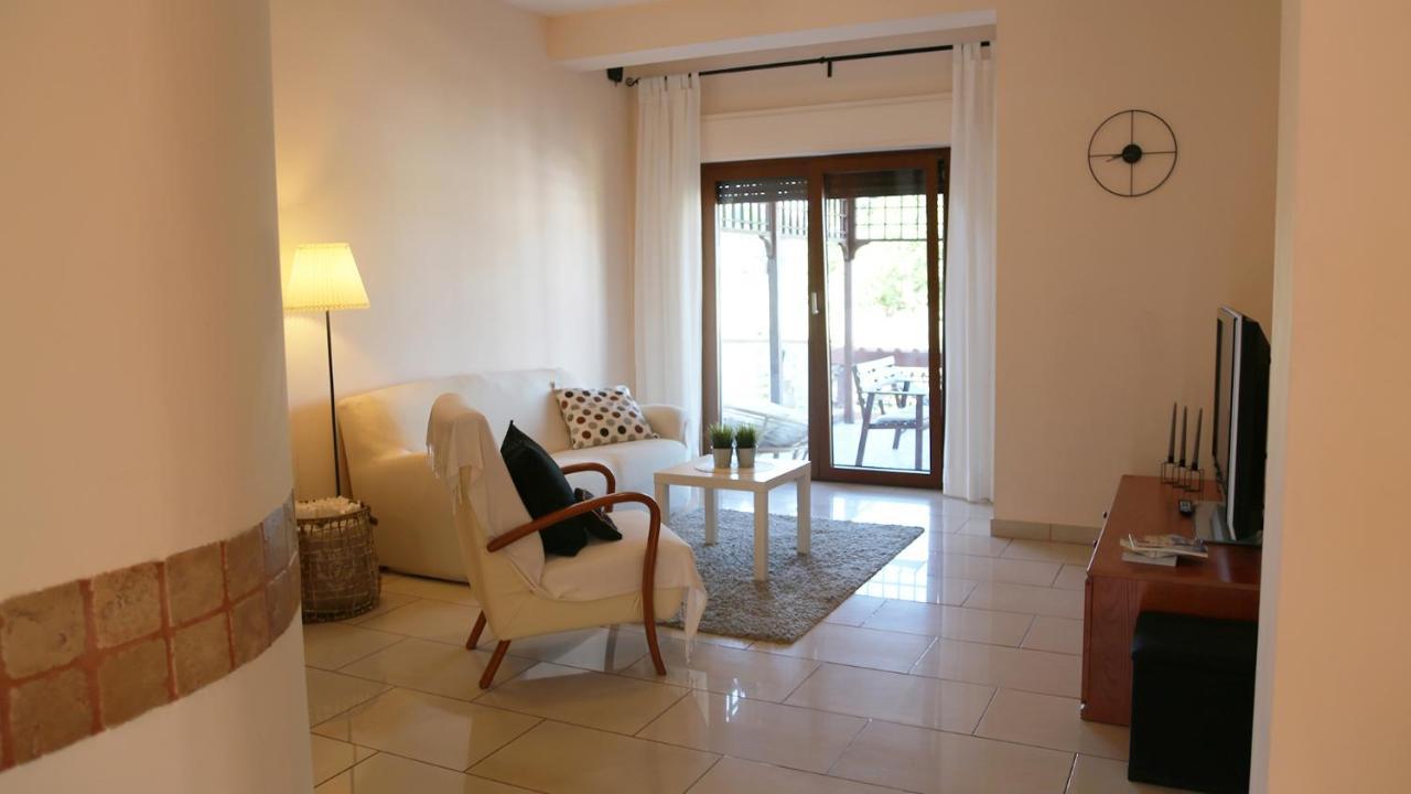 Ferienwohnung Soada Cappelle sul Tavo Exterior foto